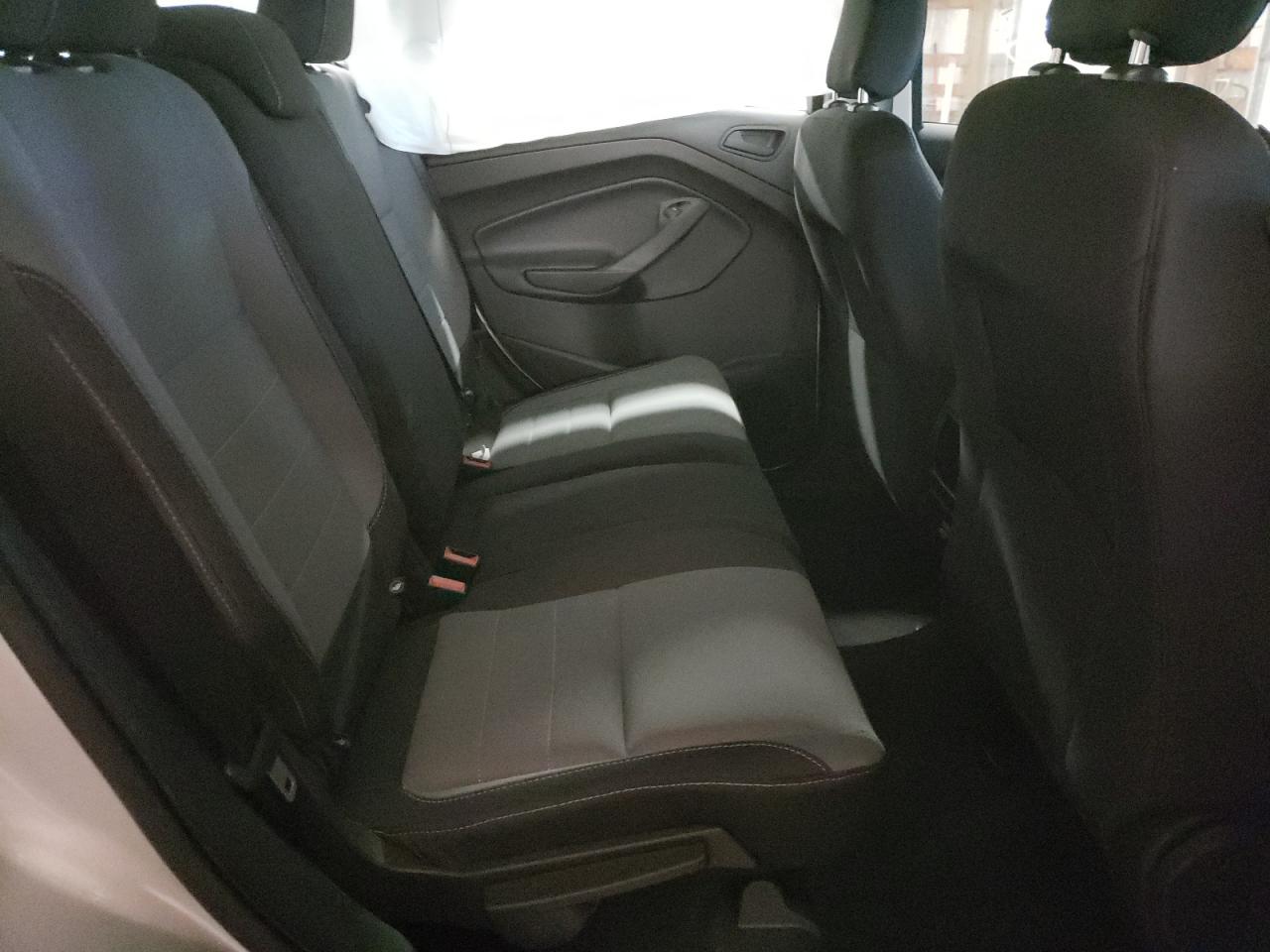 Photo 6 from auction – 2019 FORD ESCAPE S with VIN 1FMCU0F73KUB86193