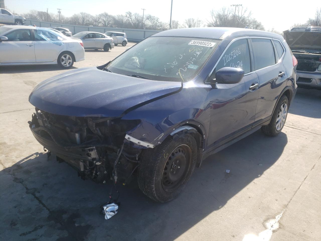 Photo 2 from auction – 2017 NISSAN ROGUE S with VIN 5N1AT2MTXHC895336