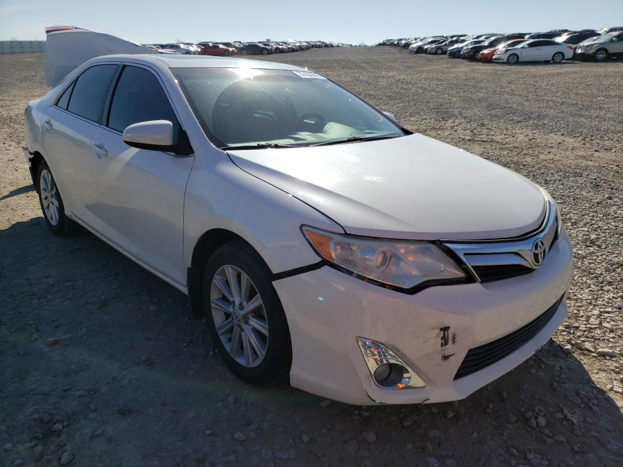 TOYOTA CAMRY L 2014 with VIN 4T1BF1FK3EU445690 - Photo from auction