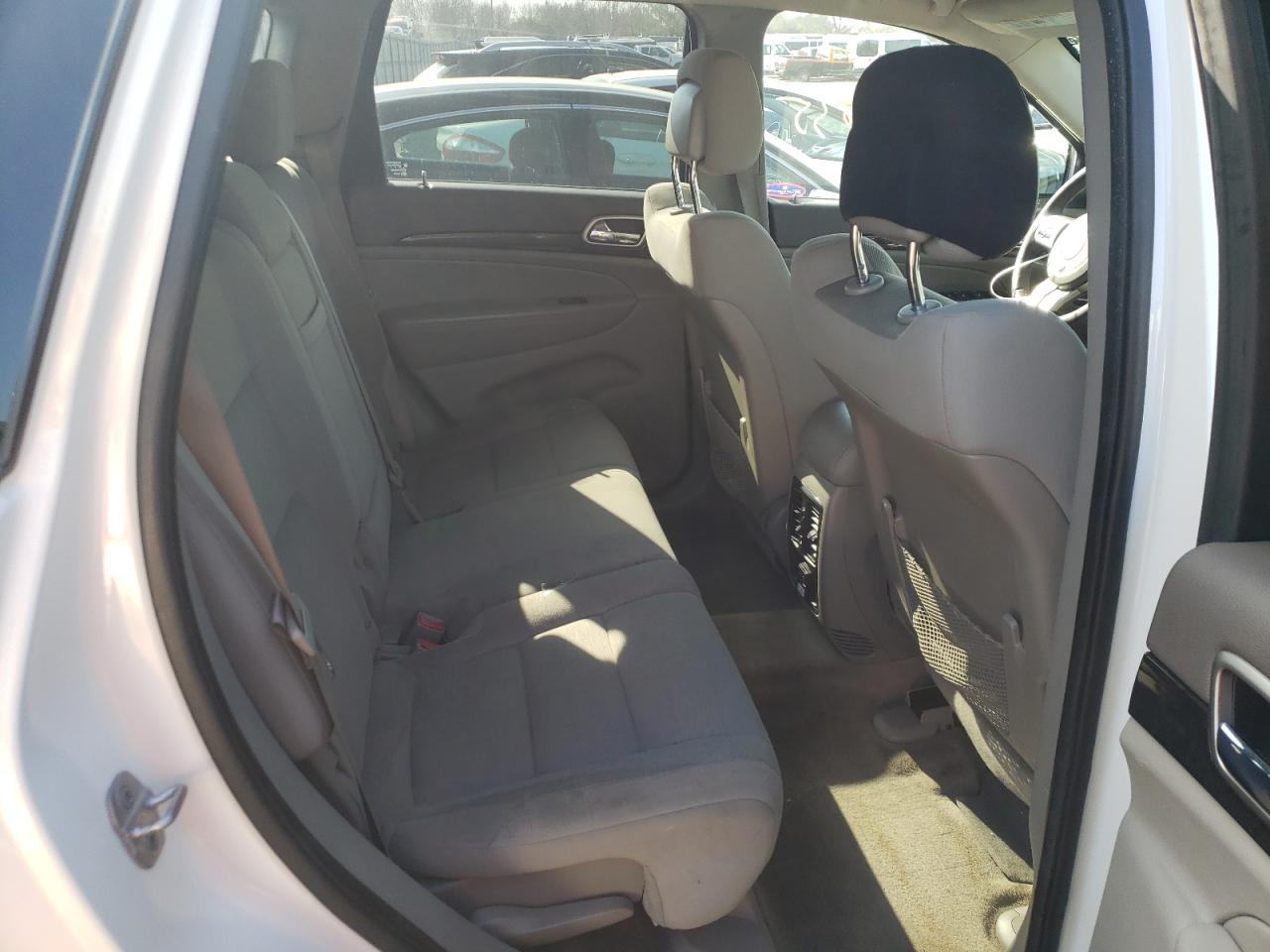 Photo 6 from auction – 2012 JEEP GRAND CHER with VIN 1C4RJFAGXCC224110