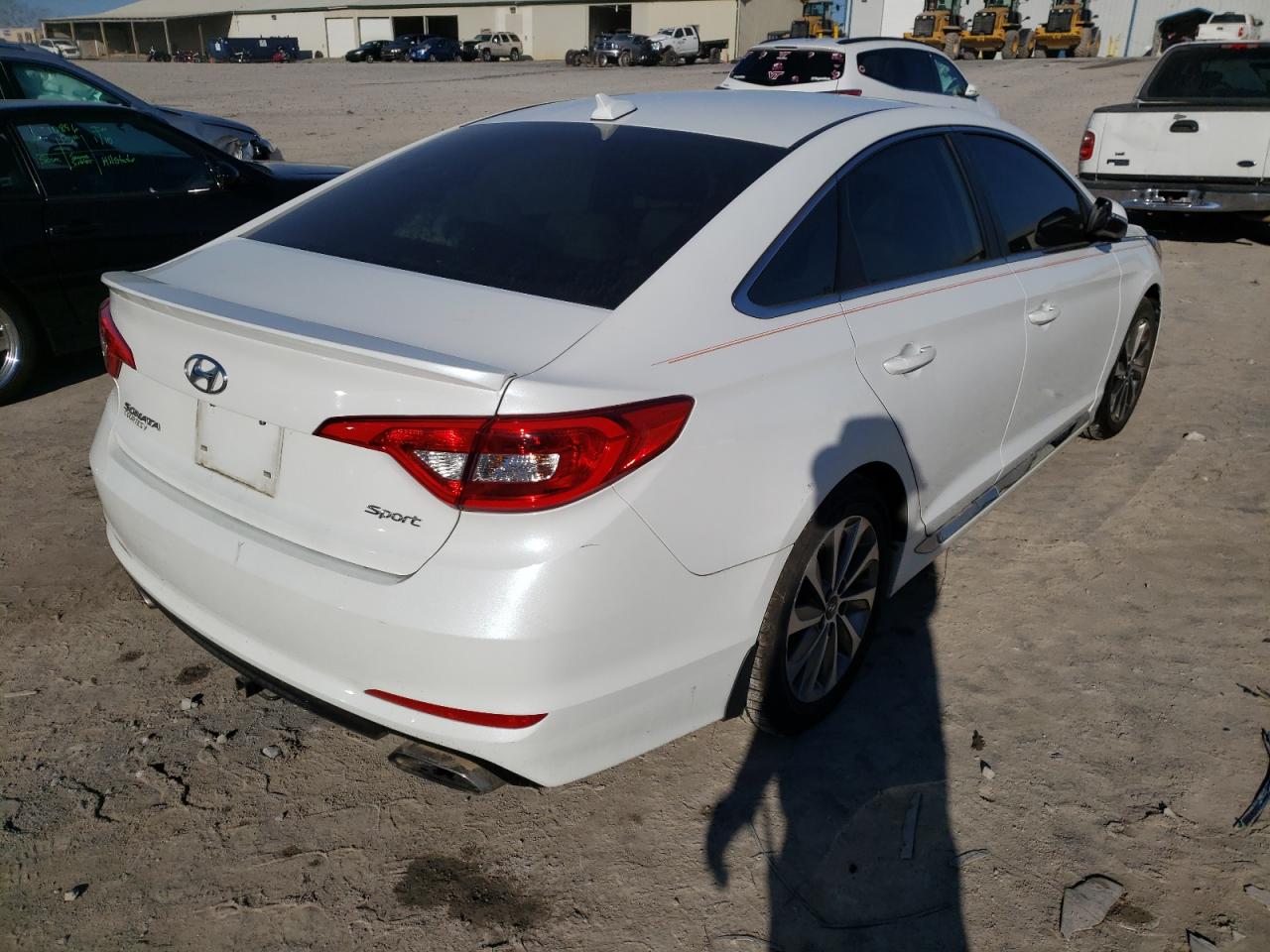 Photo 4 from auction – 2017 HYUNDAI SONATA SPO with VIN 5NPE34AF6HH437751