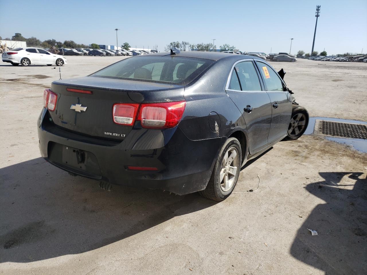 Photo 4 from auction – 2015 CHEVROLET MALIBU 1LT with VIN 1G11C5SLXFF281741