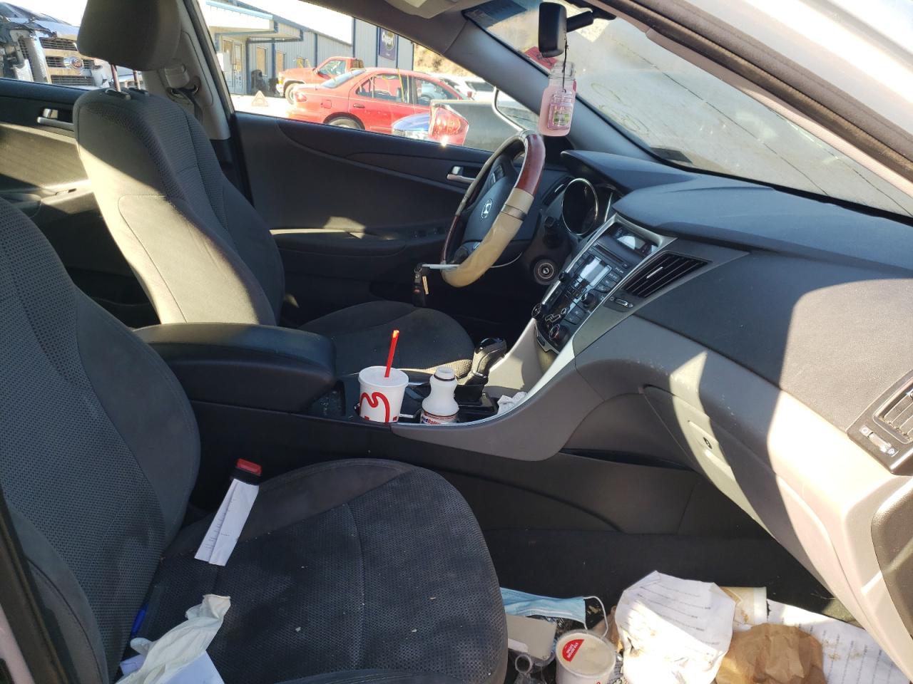 Photo 5 from auction – 2013 HYUNDAI SONATA GLS with VIN 5NPEB4AC7DH645088
