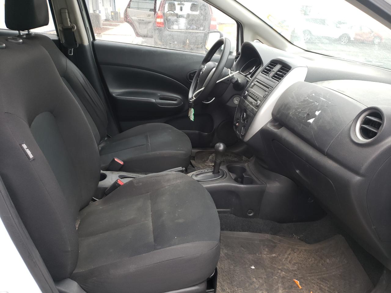 Photo 5 from auction – 2015 NISSAN VERSA NOTE with VIN 3N1CE2CPXFL419930