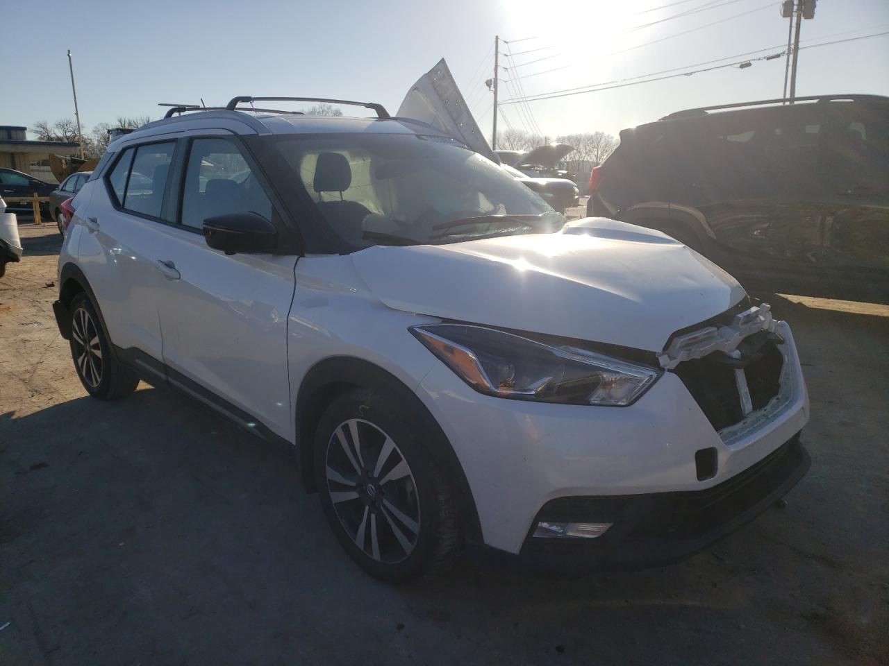 NISSAN KICKS S 2019 with VIN 3N1CP5CU5KL510941 - Photo from auction