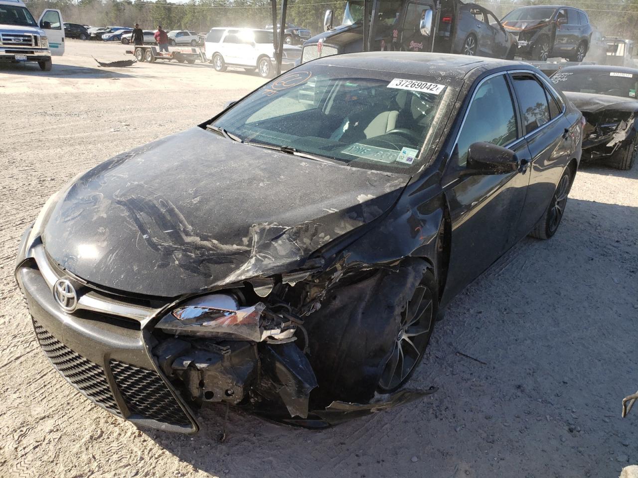 Photo 2 from auction – 2017 TOYOTA CAMRY LE with VIN 4T1BF1FK3HU316014
