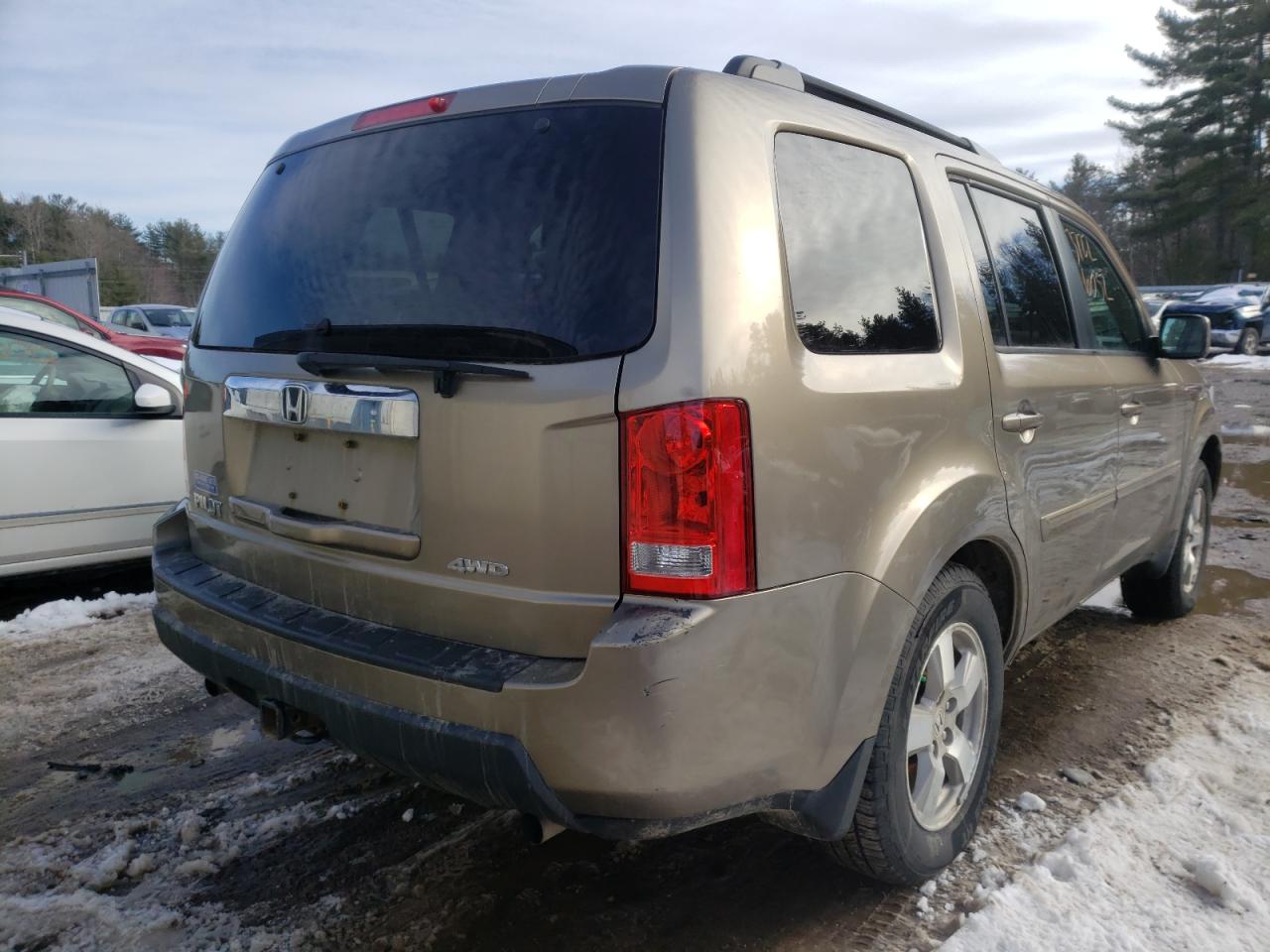 Photo 4 from auction – 2010 HONDA PILOT EX with VIN 5FNYF4H4XAB006133