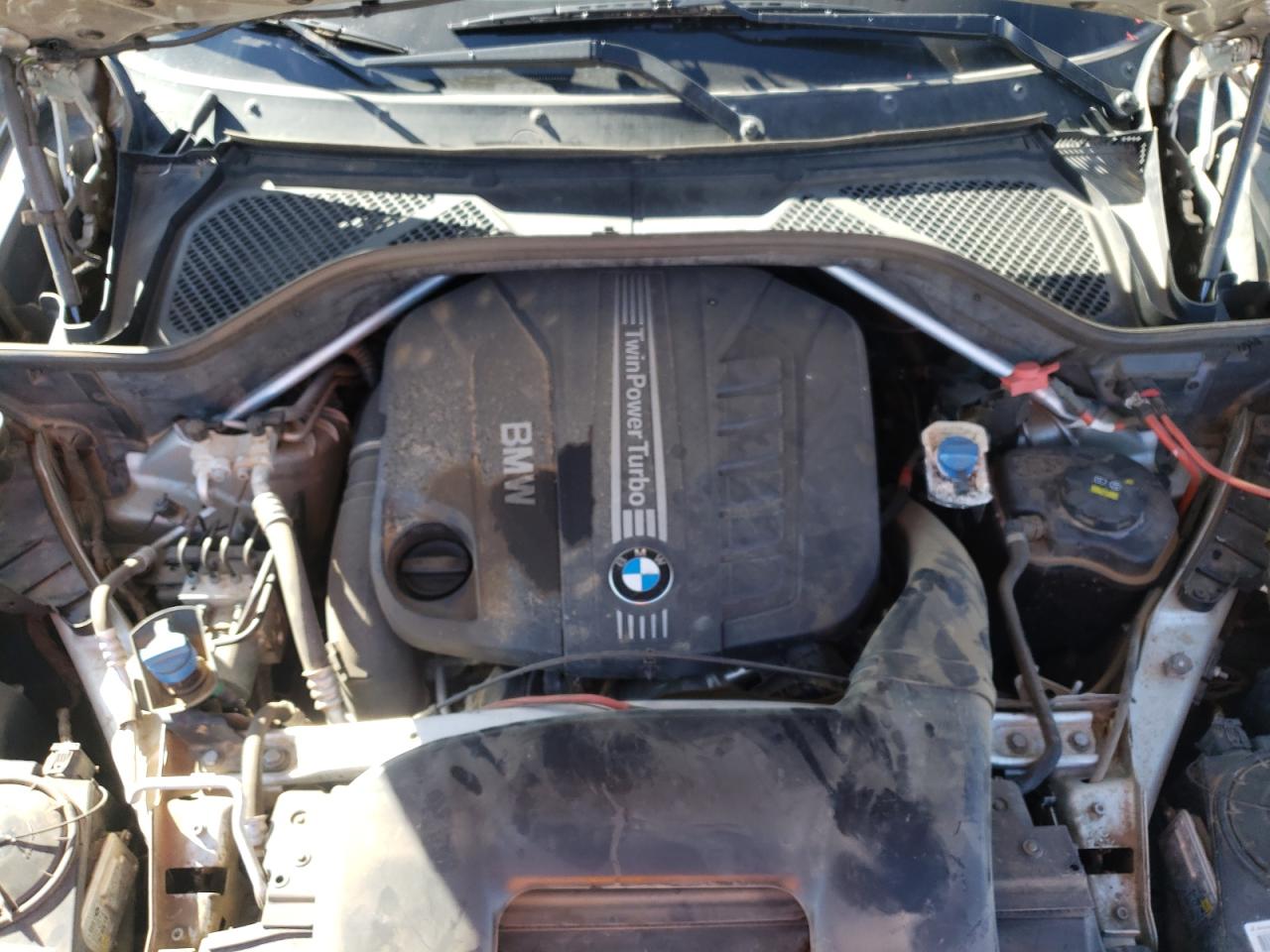 Photo 7 from auction – 2015 BMW X5 XDRIVE3 with VIN 5UXKS4C59F0J98635