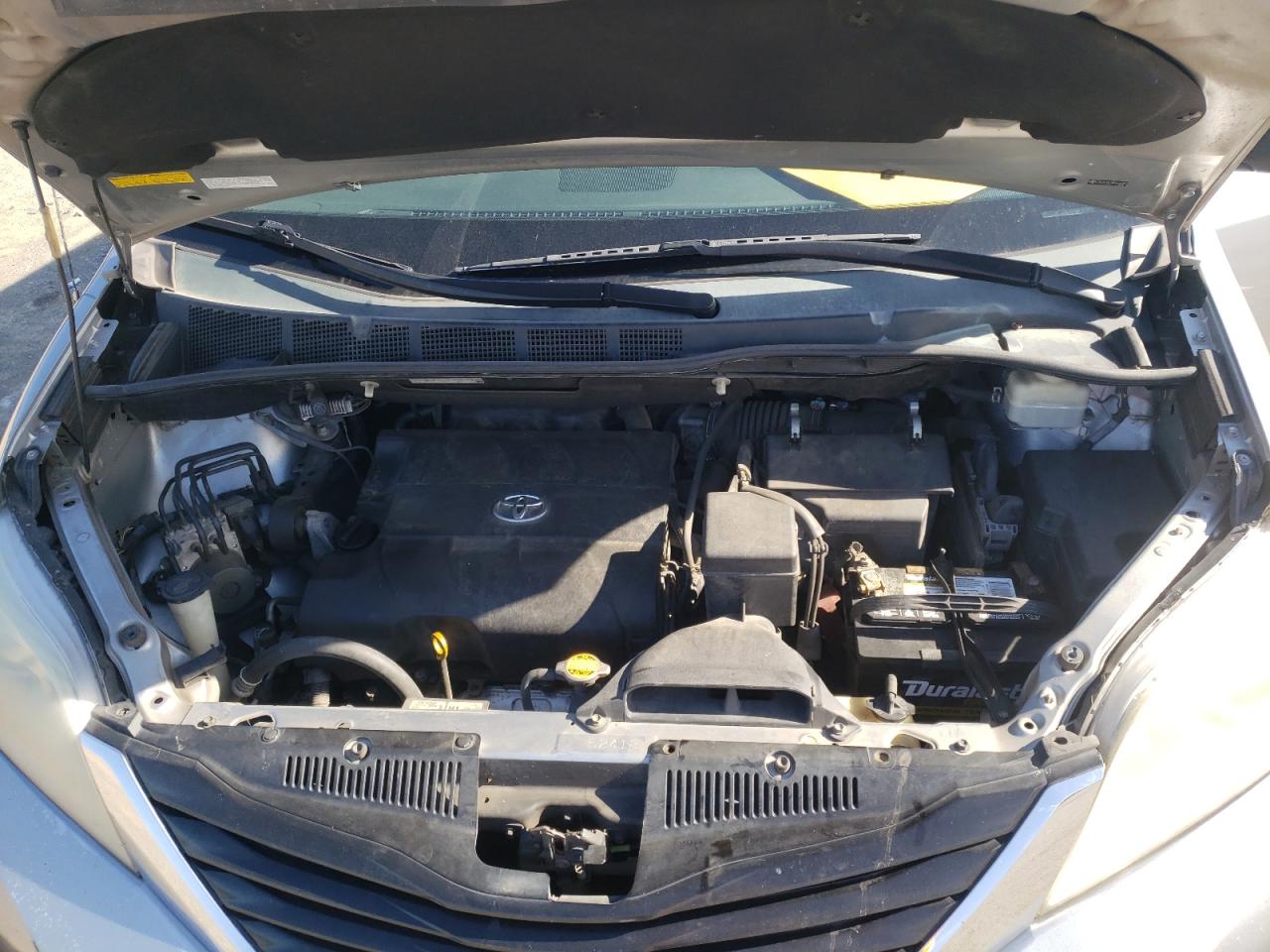 Photo 7 from auction – 2011 TOYOTA SIENNA LE with VIN 5TDJK3DC2BS008265