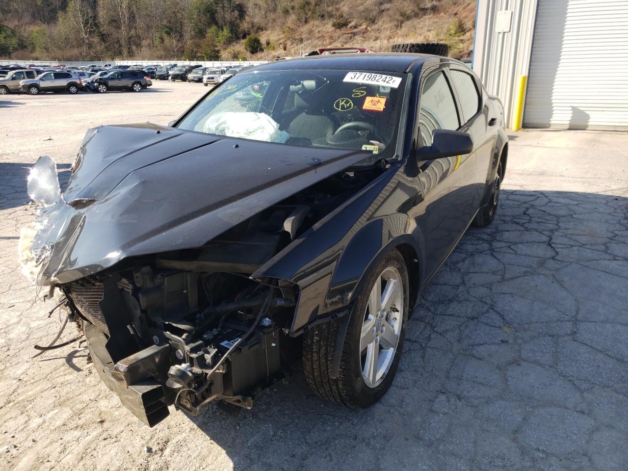 Фото 2 с аукциона – 2013 DODGE AVENGER SE с VIN 1C3CDZAB5DN665432