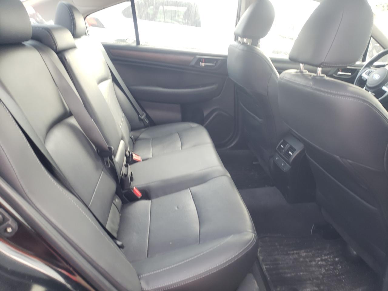 Photo 6 from auction – 2016 SUBARU LEGACY 2.5 with VIN 4S3BNAN65G3011274