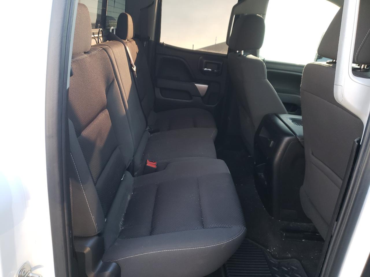 Photo 6 from auction – 2016 CHEVROLET SILVERADO with VIN 1GCVKREH2GZ276396