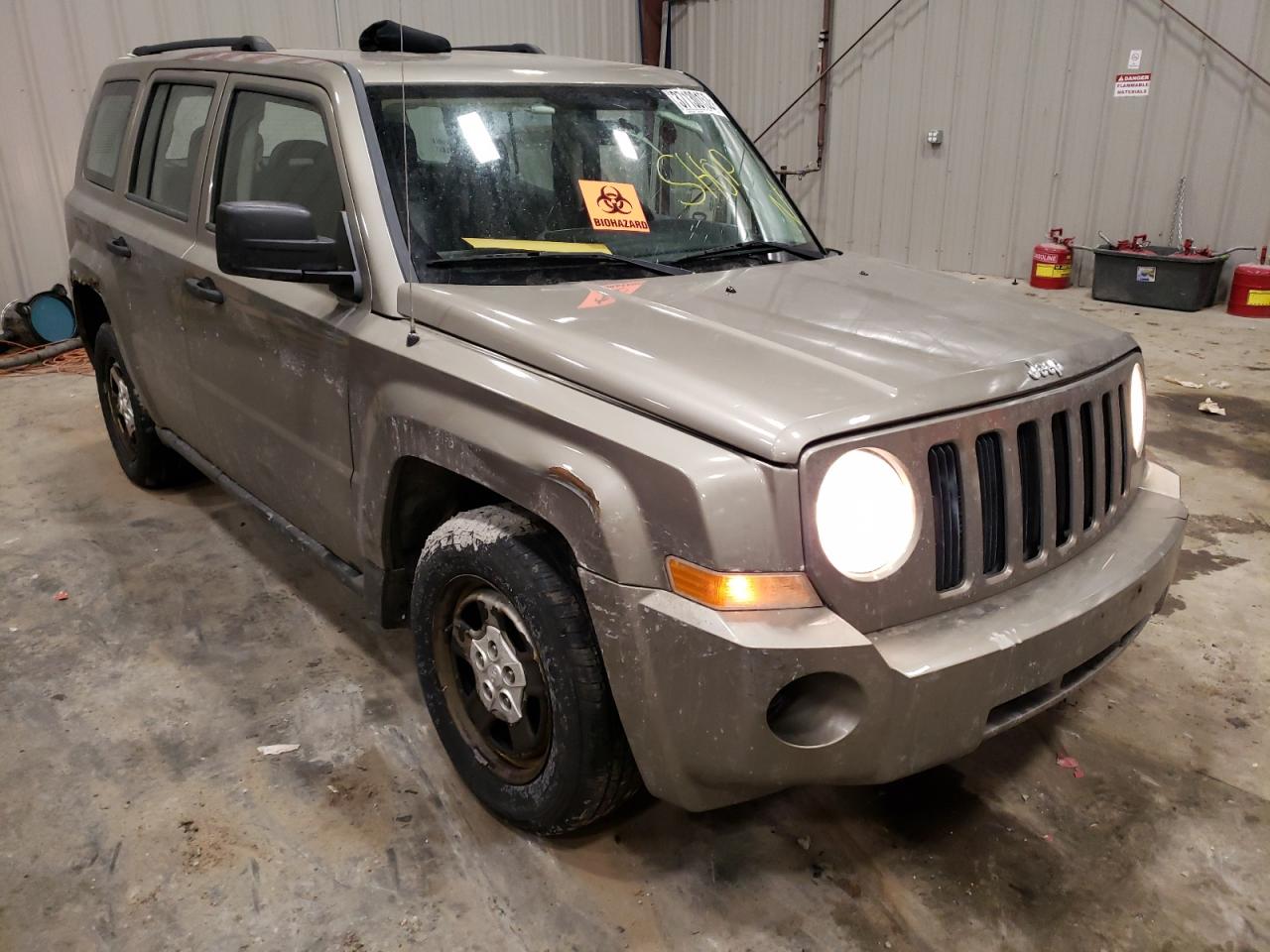 JEEP PATRIOT SP 2008 with VIN 1J8FF28W18D705142 - Photo from auction