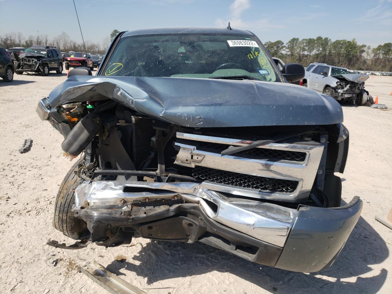 Photo 9 from auction – 2011 CHEVROLET SILVERADO with VIN 1GCRCREA8BZ439143