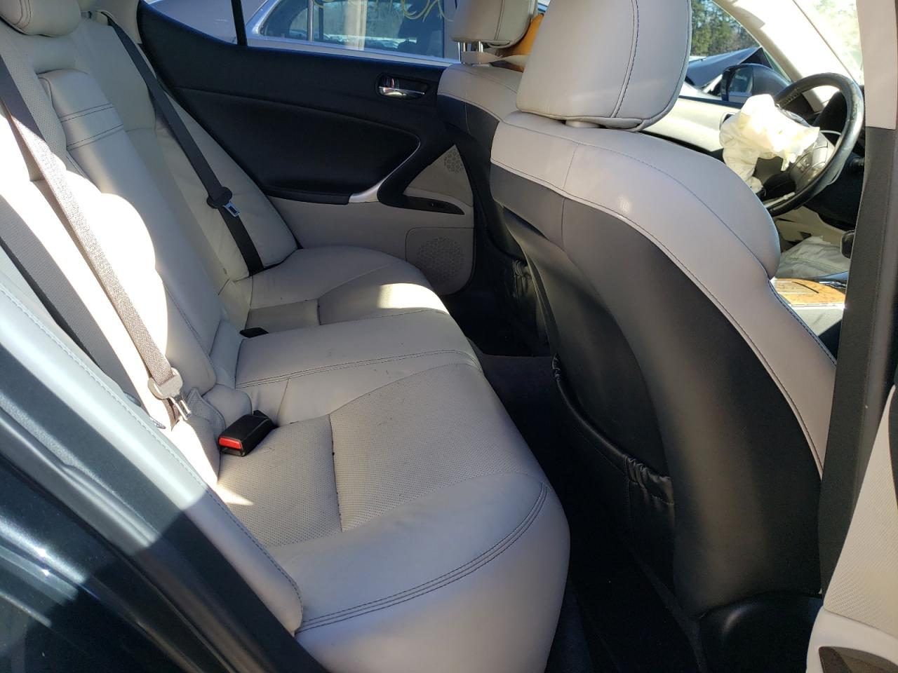 Photo 6 from auction – 2010 LEXUS IS 250 with VIN JTHBF5C25A2097976