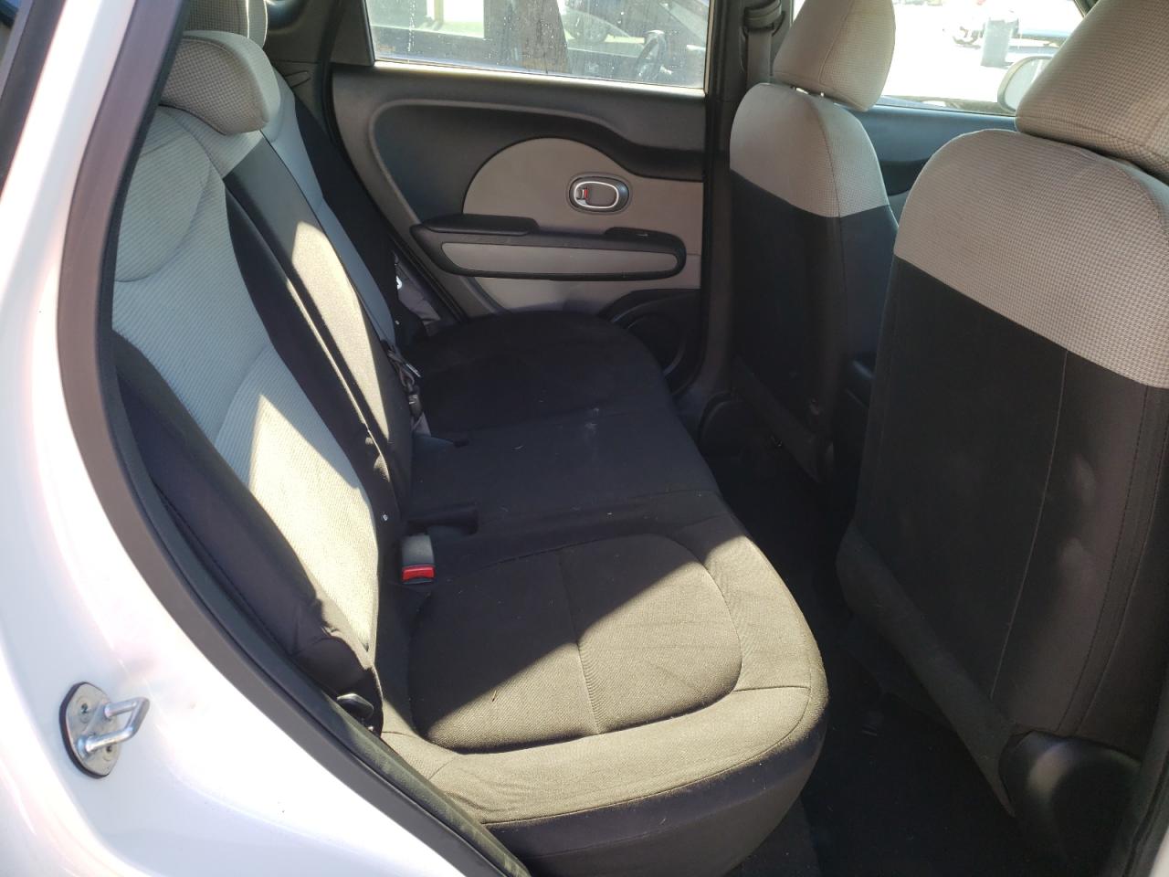 Photo 6 from auction – 2019 KIA SOUL with VIN KNDJN2A27K7690163