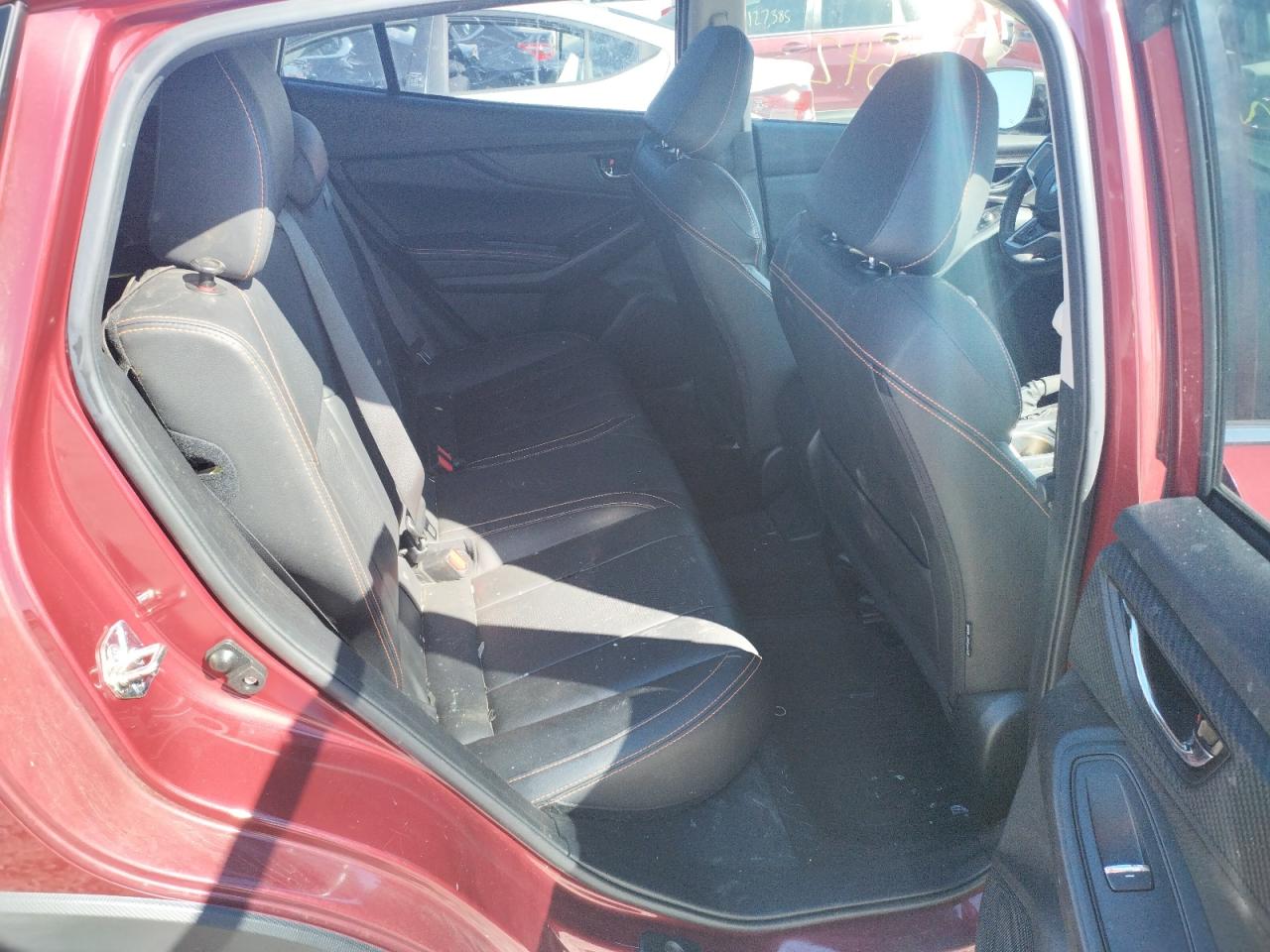 Photo 6 from auction – 2018 SUBARU CROSSTREK with VIN JF2GTAMC4JH209598
