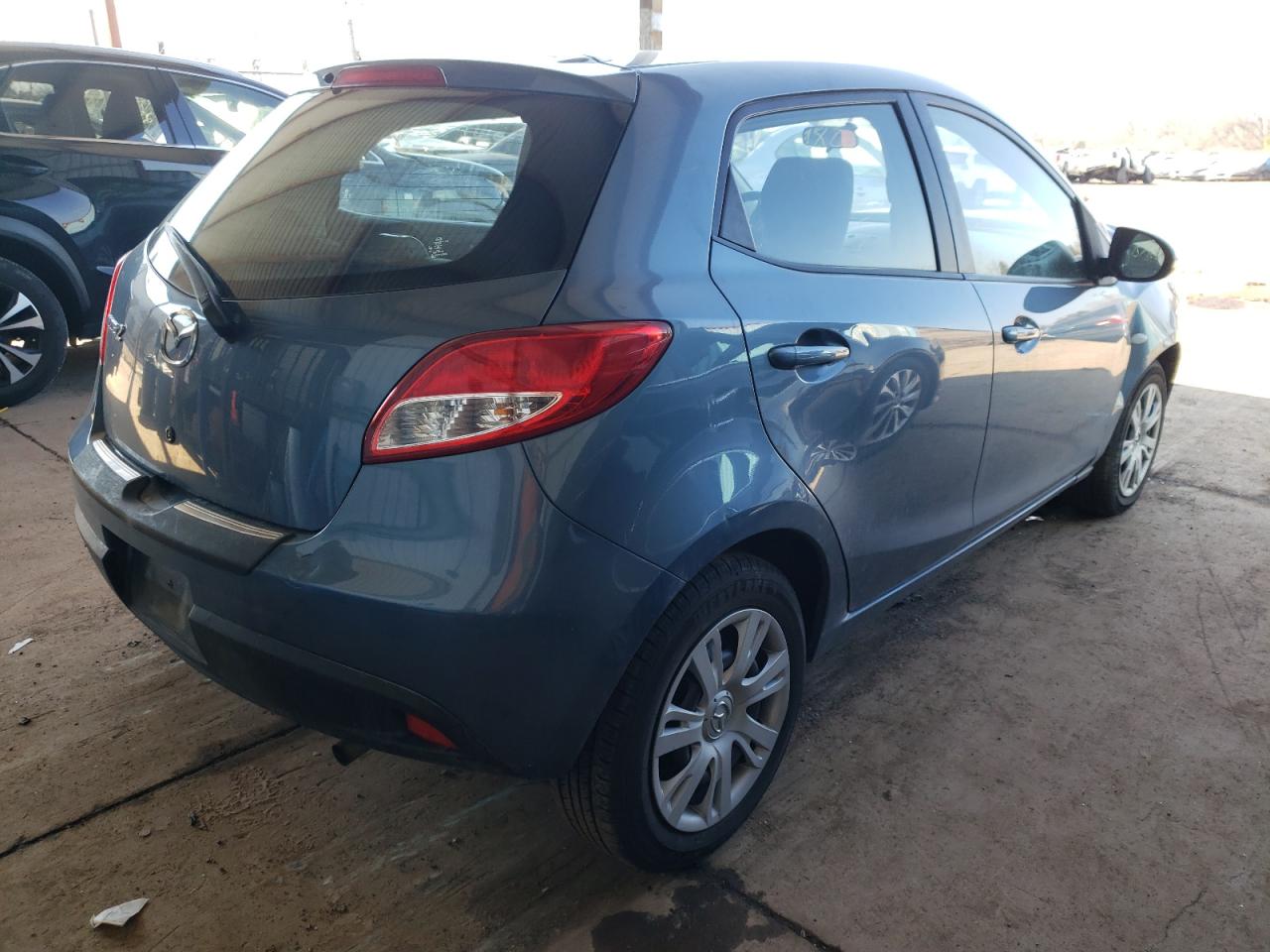Photo 4 from auction – 2014 MAZDA MAZDA2 SPO with VIN JM1DE1KY8E0177060