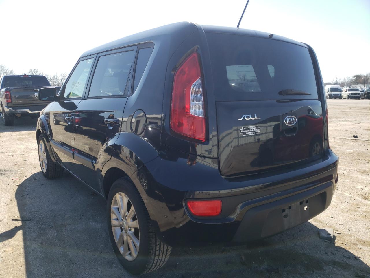 Photo 3 from auction – 2012 KIA SOUL + with VIN KNDJT2A63C7742351