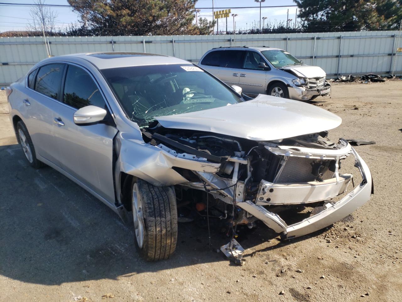 NISSAN ALTIMA 2.5 2015 with VIN 1N4AL3AP7FC170619 - Photo from auction