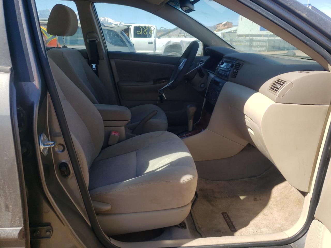 Photo 5 from auction – 2006 TOYOTA COROLLA CE with VIN 2T1BR32E56C629972