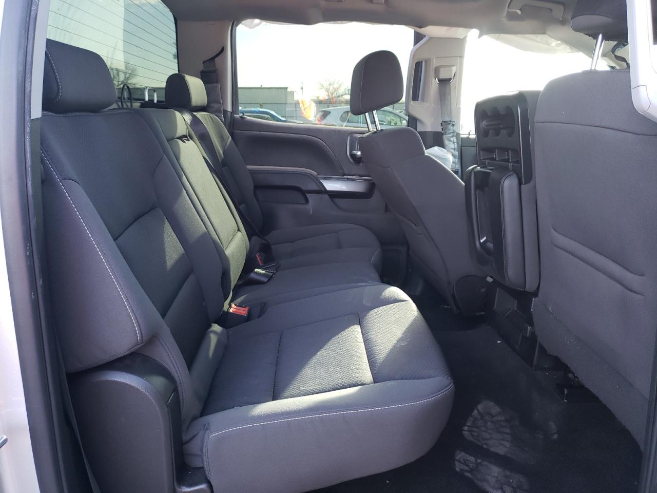 Photo 6 from auction – 2018 CHEVROLET SILVERADO with VIN 3GCPCREC6JG406603