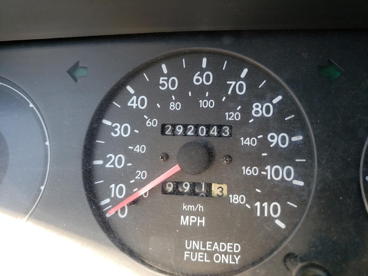 Photo 8 from auction – 1996 TOYOTA COROLLA DX with VIN 2T1BB02E1TC174181