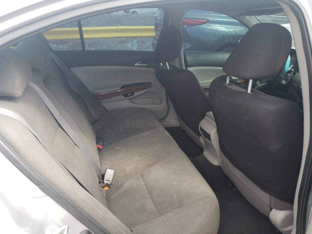 Photo 6 from auction – 2011 HONDA ACCORD EX with VIN 1HGCP2F70BA114393