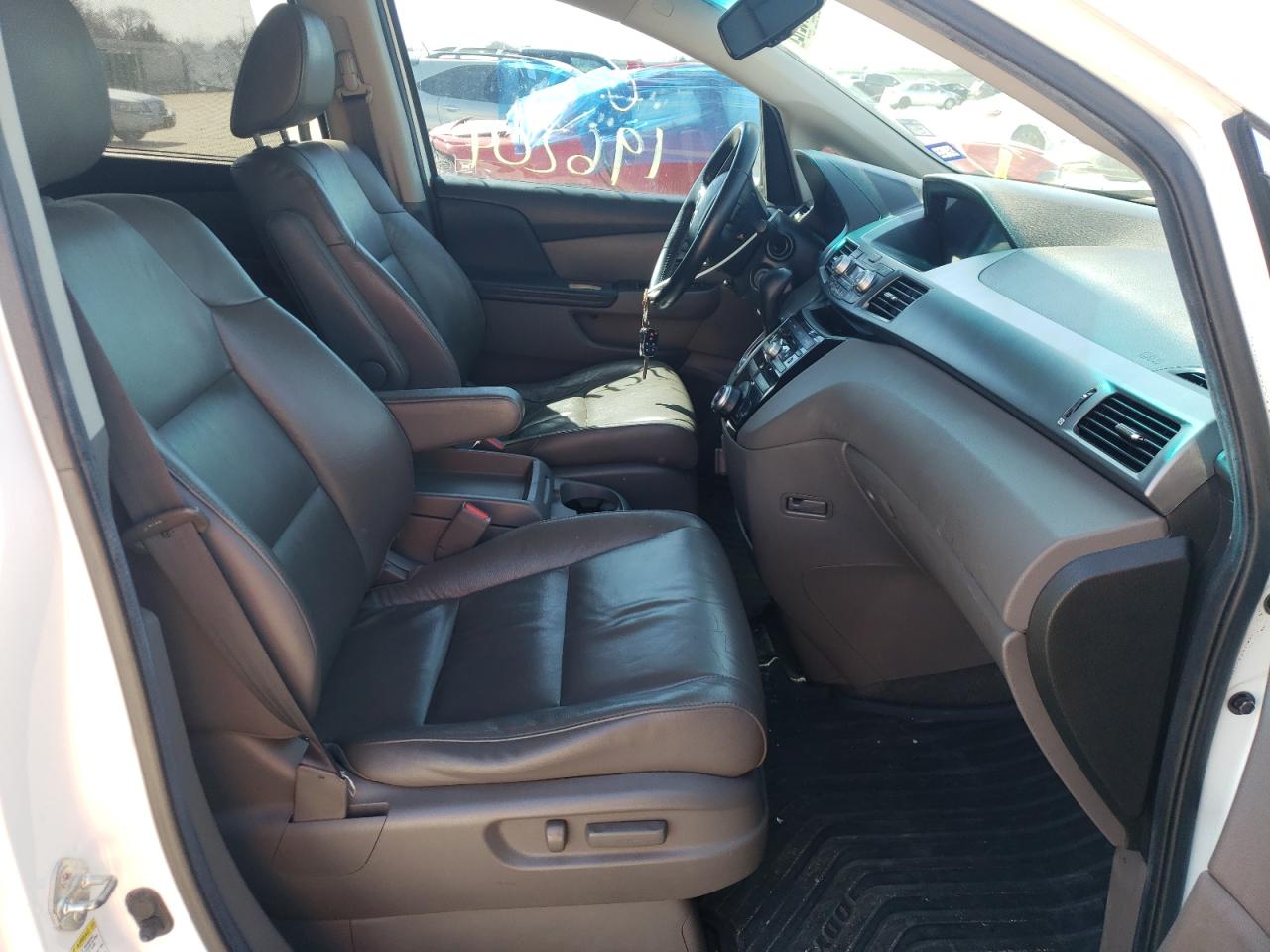 Photo 5 from auction – 2011 HONDA ODYSSEY EX with VIN 5FNRL5H60BB071692