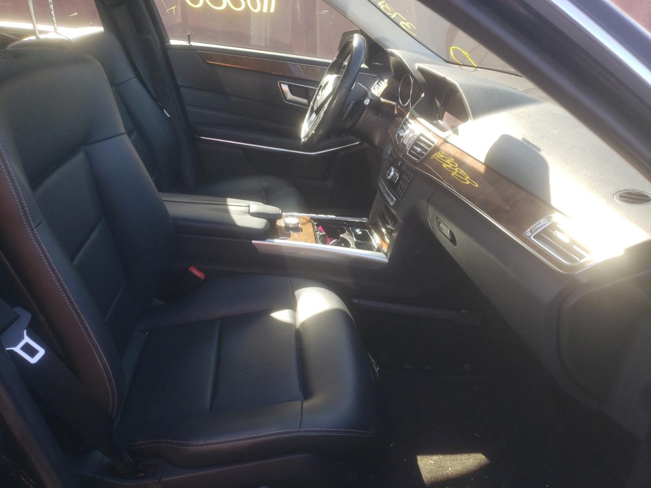 Photo 5 from auction – 2014 MERCEDES-BENZ E 350 4MAT with VIN WDDHF8JB8EA912589
