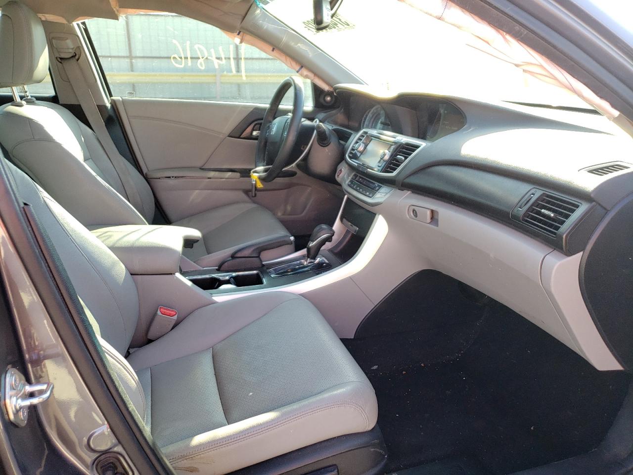 Photo 5 from auction – 2014 HONDA ACCORD EXL with VIN 1HGCR2F85EA262353