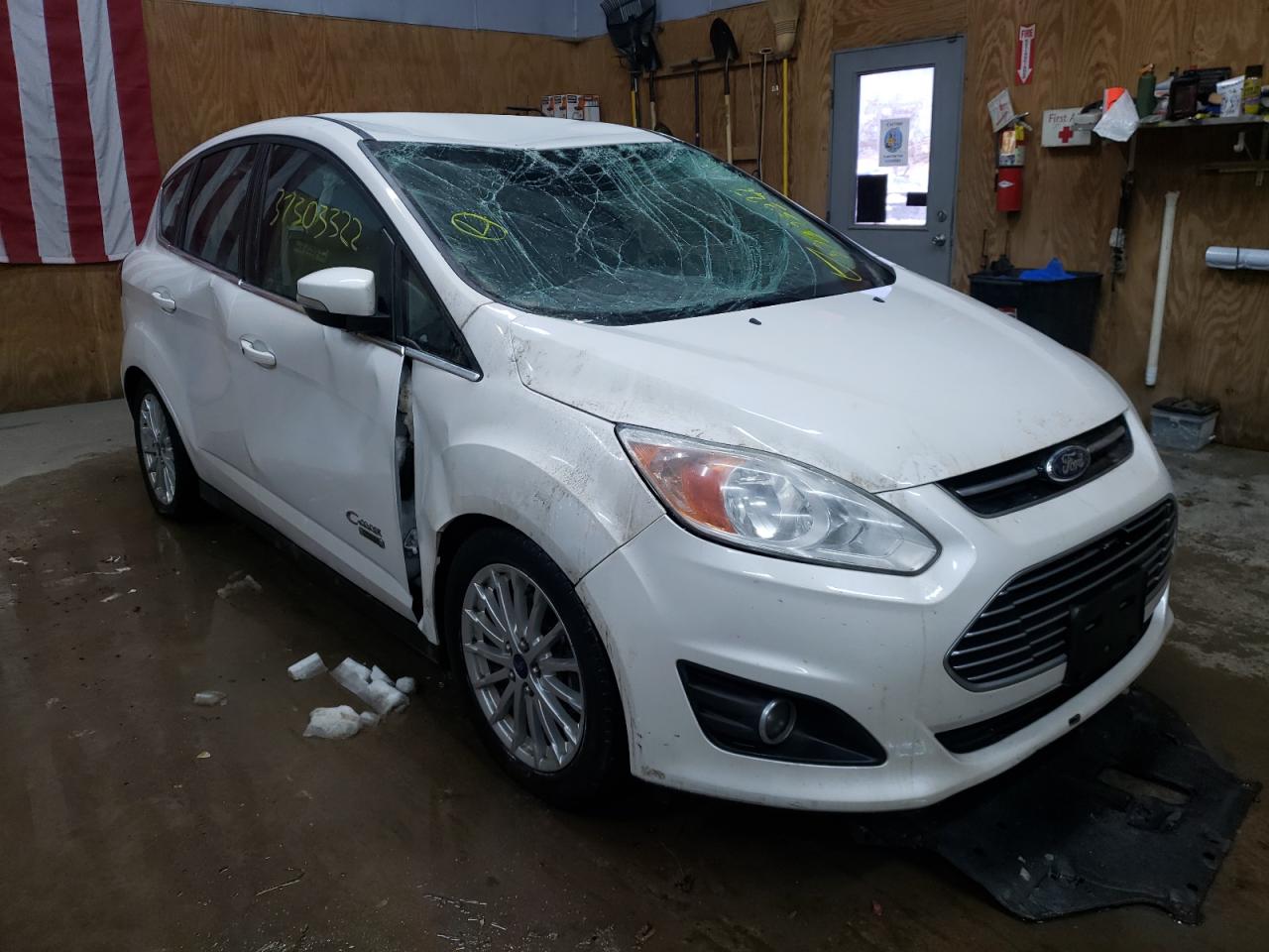 FORD C-MAX PREM 2014 with VIN 1FADP5CU1EL501936 - Photo from auction