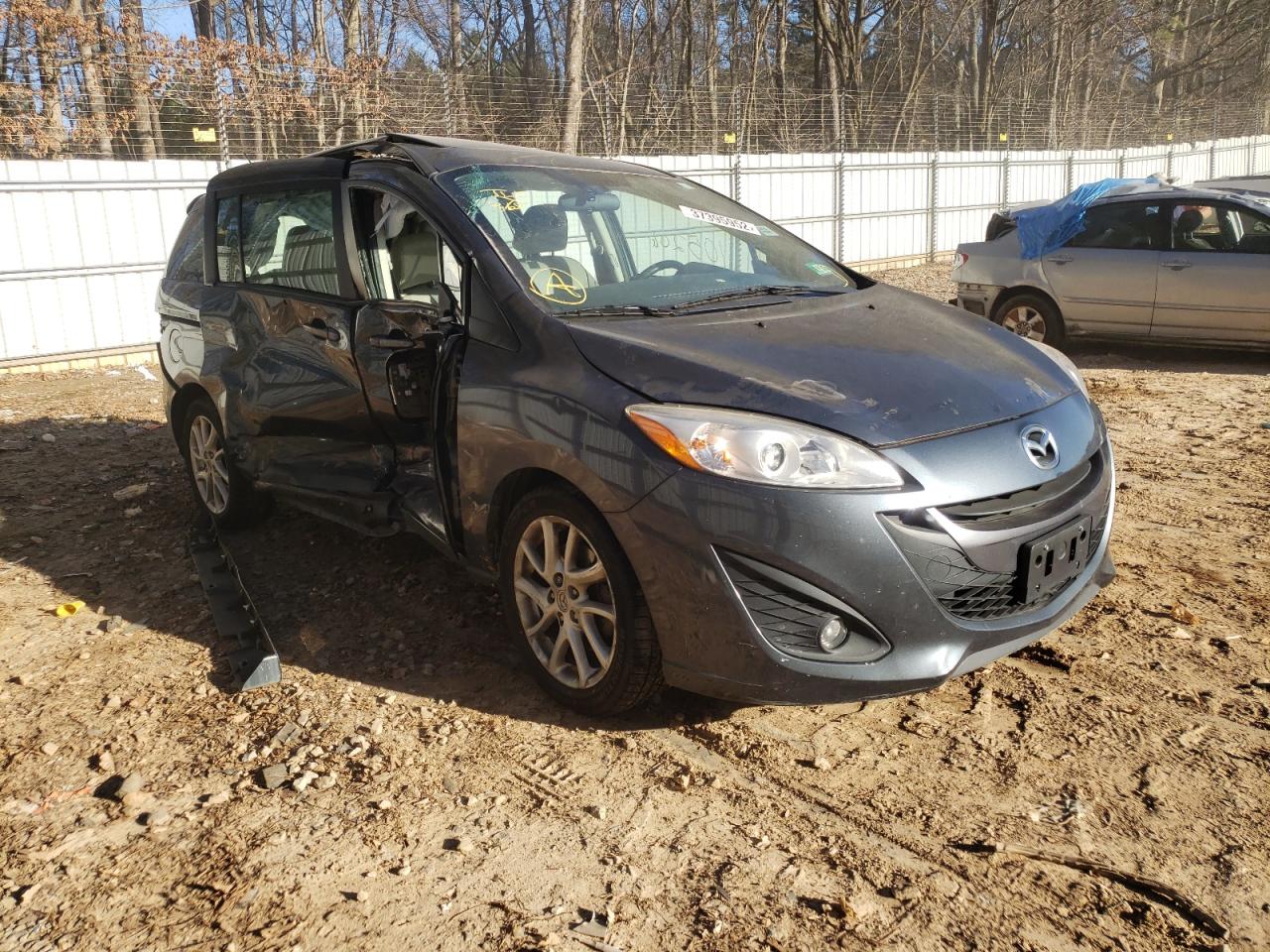 MAZDA 5 2012 with VIN JM1CW2DLXC0132053 - Photo from auction