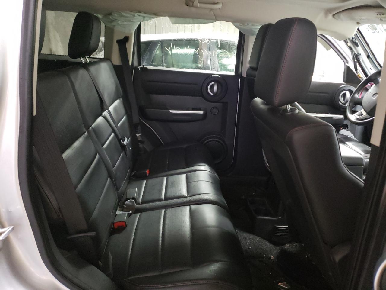 Photo 6 from auction – 2008 DODGE NITRO R/T with VIN 1D8GU586X8W102196