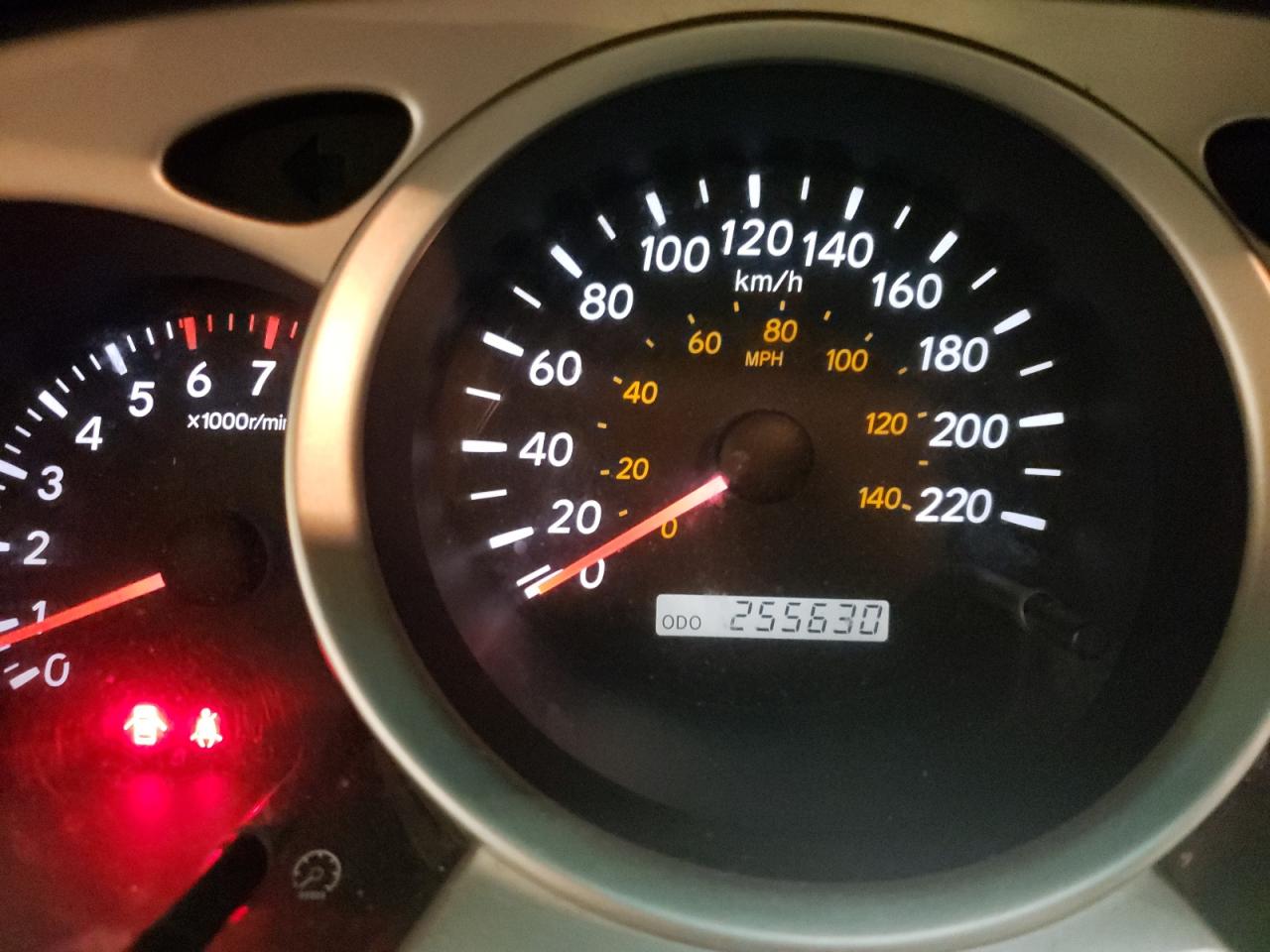 Photo 8 from auction – 2004 TOYOTA HIGHLANDER with VIN JTEEP21A340006705