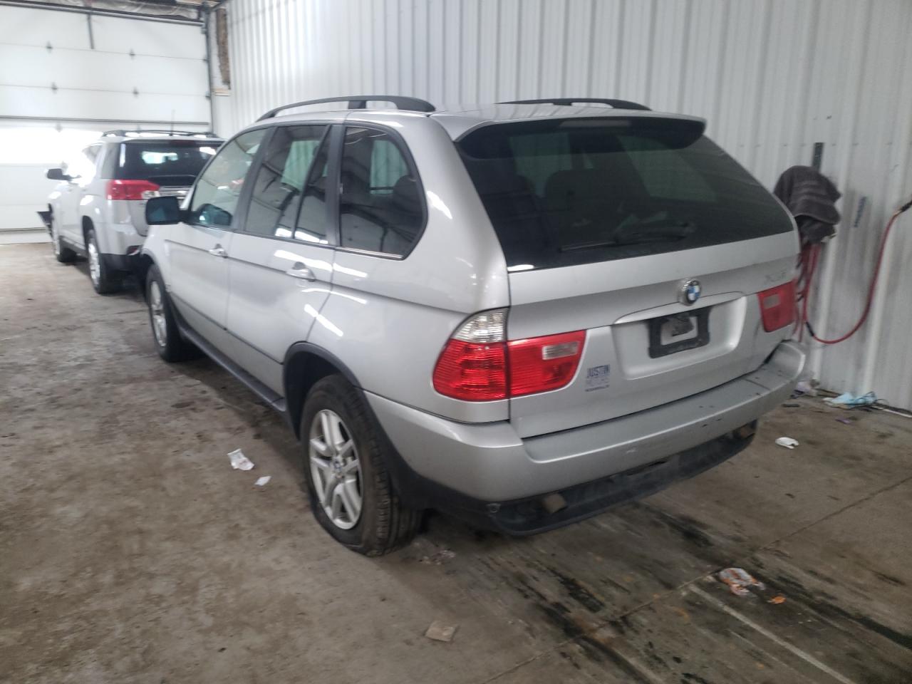 Photo 3 from auction – 2004 BMW X5 3.0I with VIN 5UXFA13574LU23388