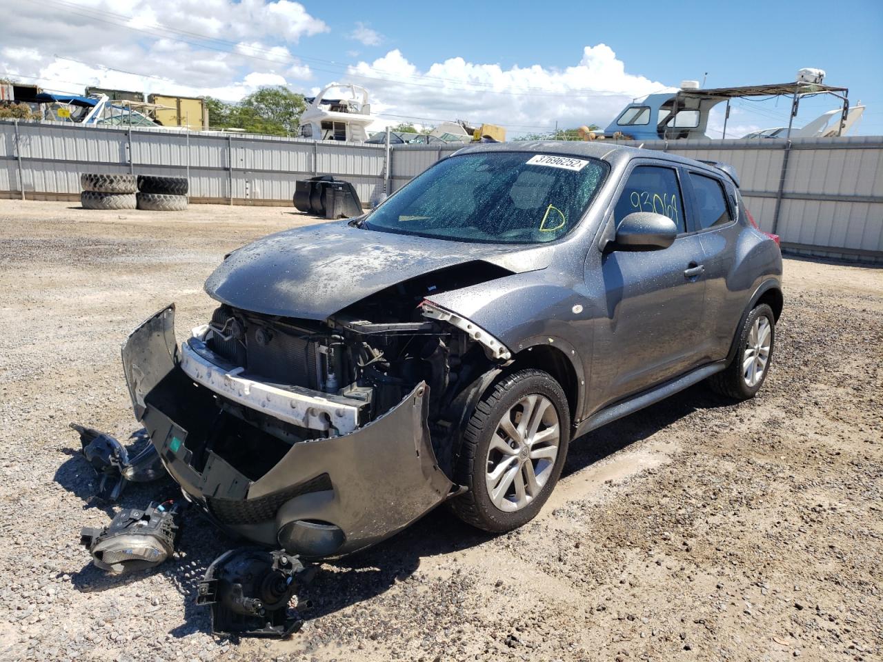 Photo 2 from auction – 2012 NISSAN JUKE S with VIN JN8AF5MR3CT114073