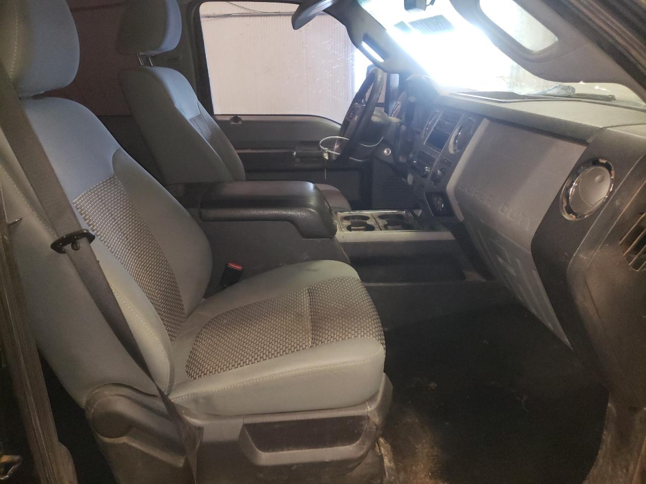 Photo 5 from auction – 2011 FORD F250 SUPER with VIN 1FT7W2B61BEA87598