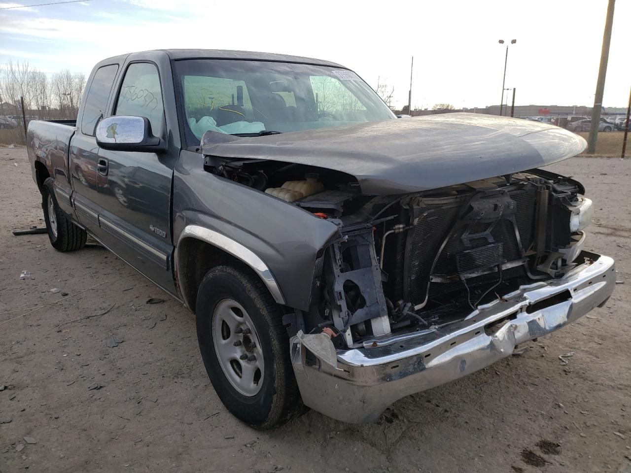 CHEVROLET SILVERADO 2000 with VIN 2GCEC19T0Y1347246 - Photo from auction