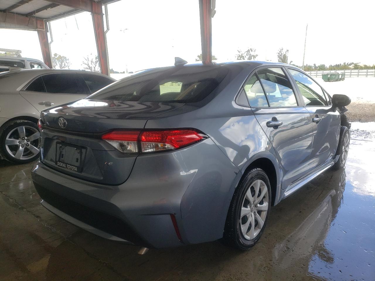 Photo 4 from auction – 2021 TOYOTA COROLLA LE with VIN JTDEPMAE7MJ152859