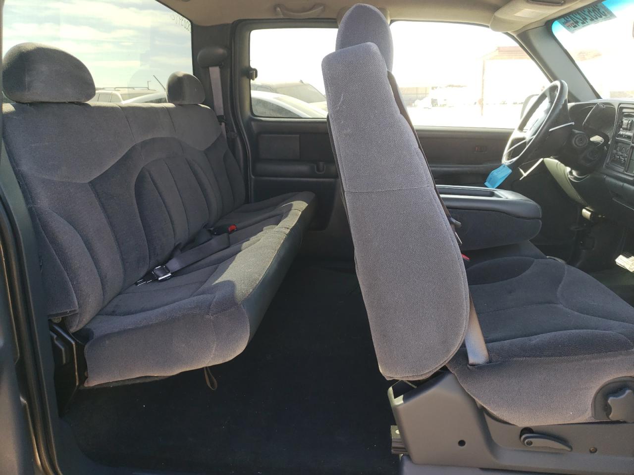 صورة رقم 6 من المزاد - 2002 GMC NEW SIERRA مع VIN 2GTEC19T421367507