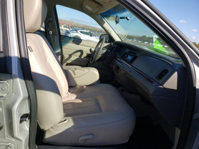 Photo 5 from auction – 2011 FORD CROWN VICT with VIN 2FABP7EV7BX132989
