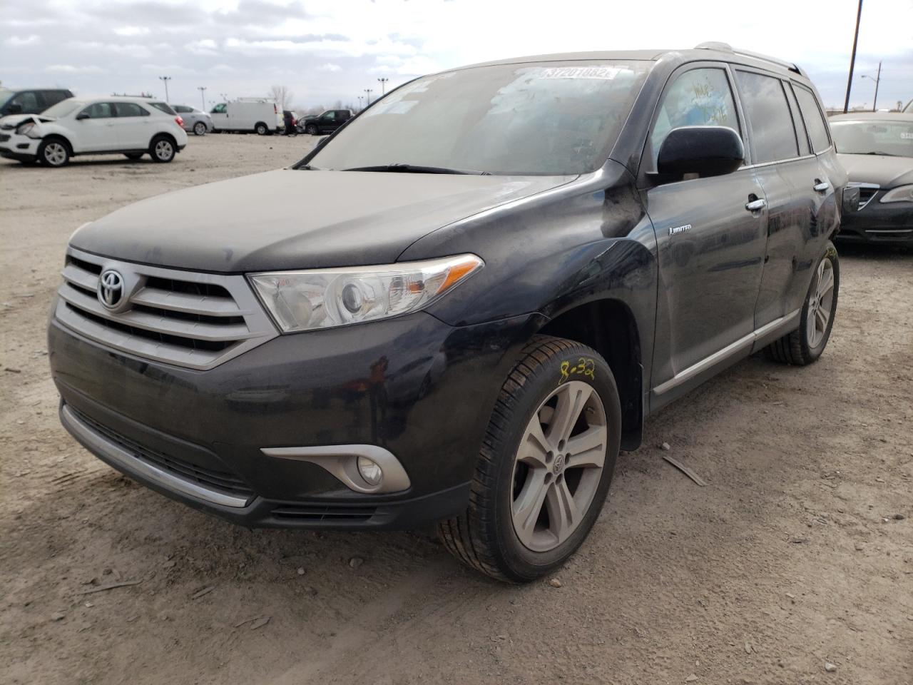 Photo 2 from auction – 2013 TOYOTA HIGHLANDER with VIN 5TDDK3EH8DS251752