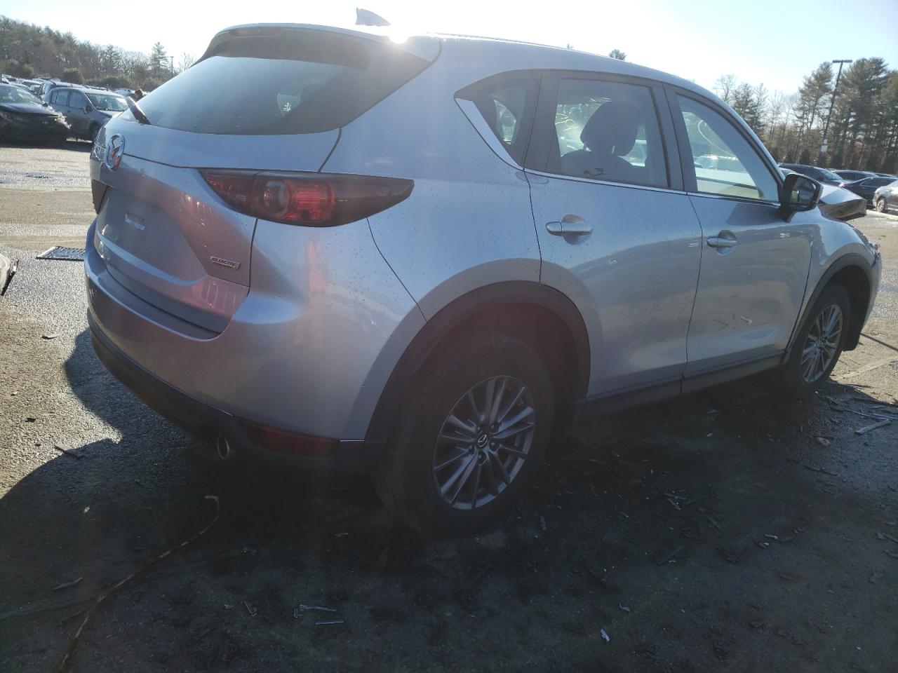 Photo 4 from auction – 2018 MAZDA CX-5 SPORT with VIN JM3KFBBM6J0472165