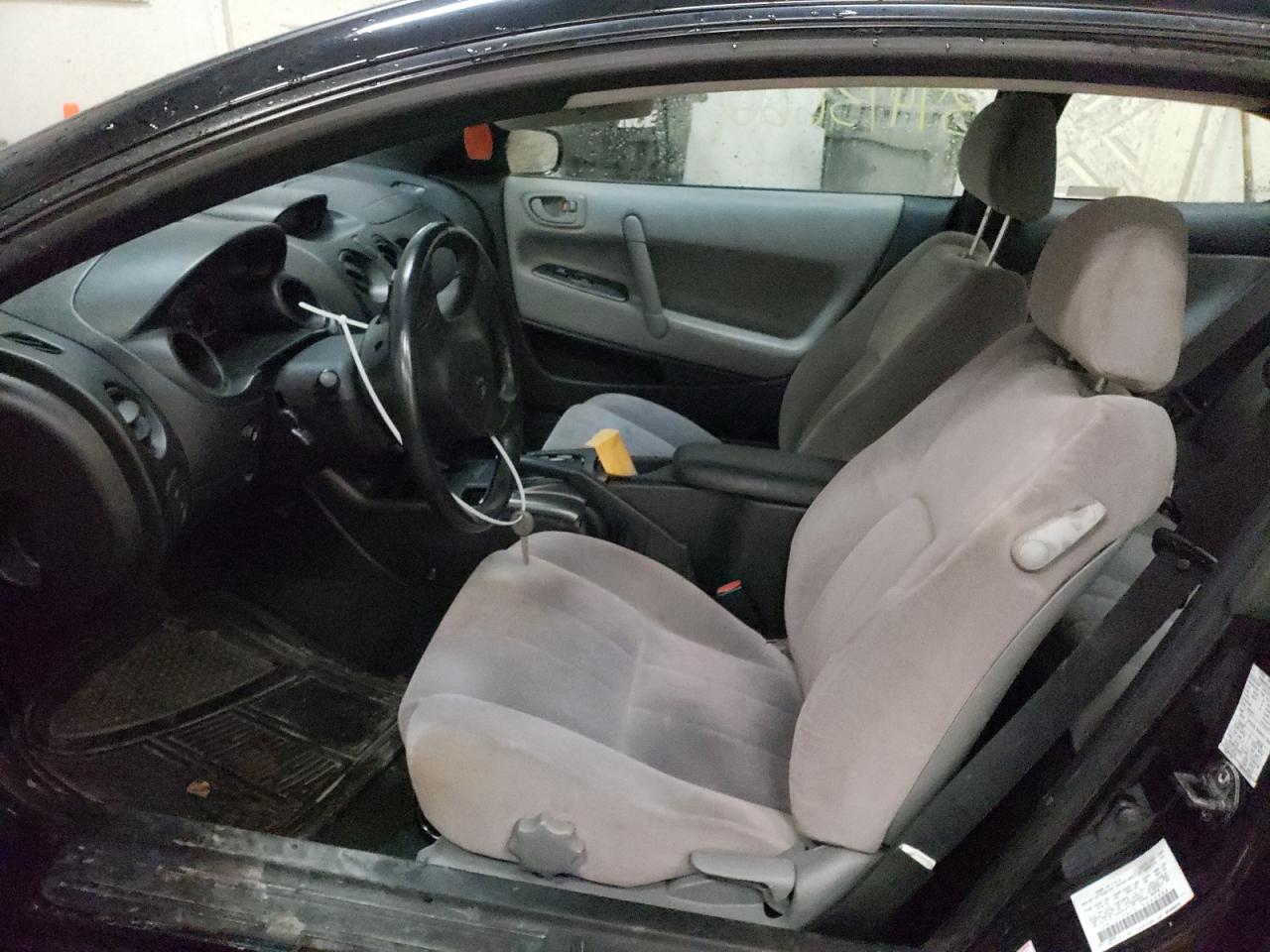 Photo 5 from auction – 2001 DODGE STRATUS R/ with VIN 4B3AG52H51E223008