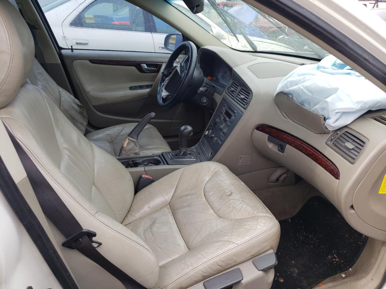 Photo 5 from auction – 2001 VOLVO V70 with VIN YV1SW61N212052976