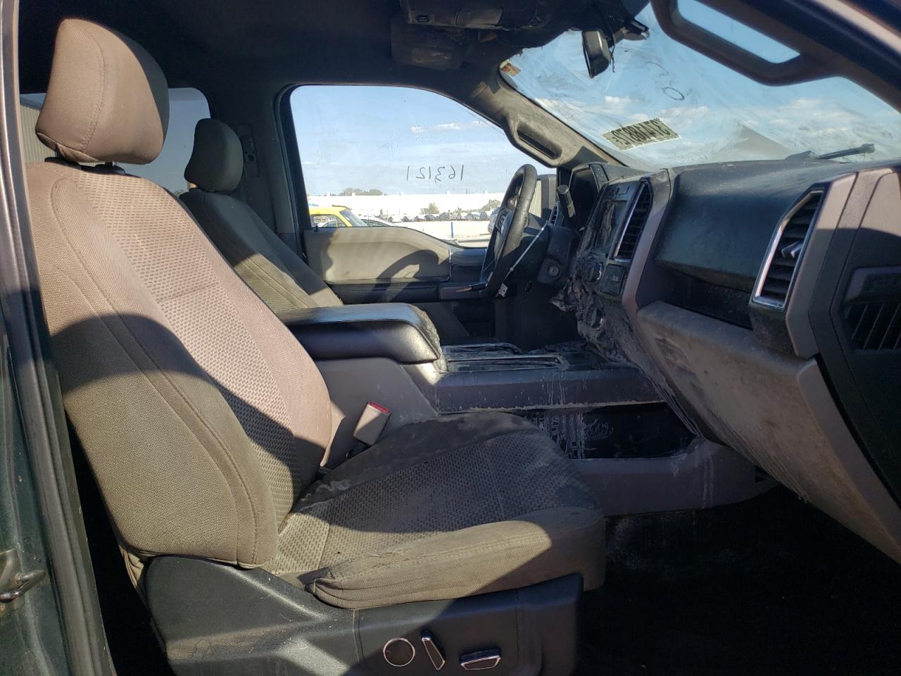 Photo 5 from auction – 2015 FORD F150 SUPER with VIN 1FTEW1CP4FFC86881