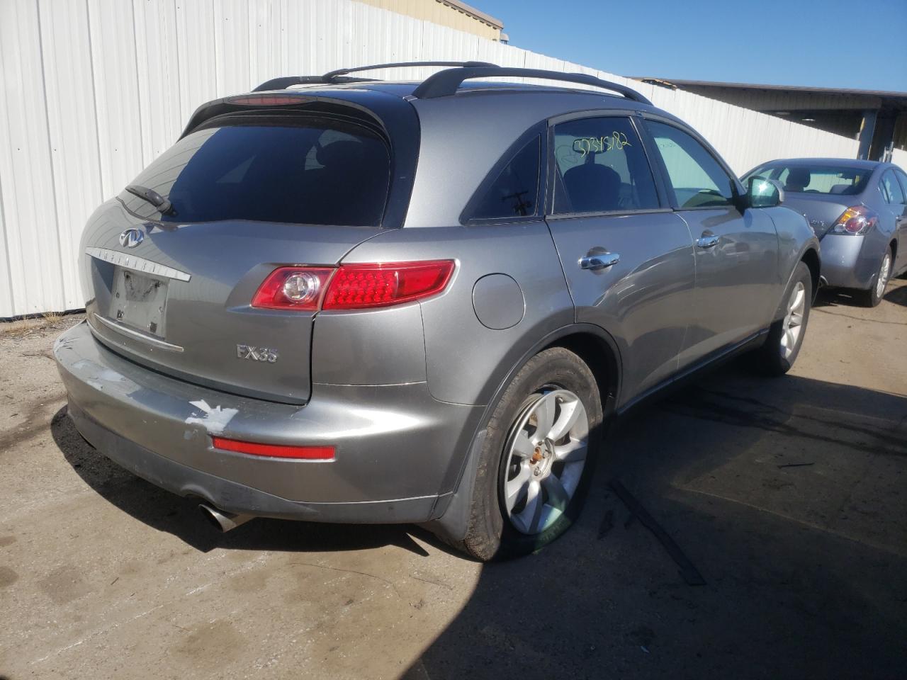 Photo 4 from auction – 2005 INFINITI FX35 with VIN JNRAS08WX5X212121