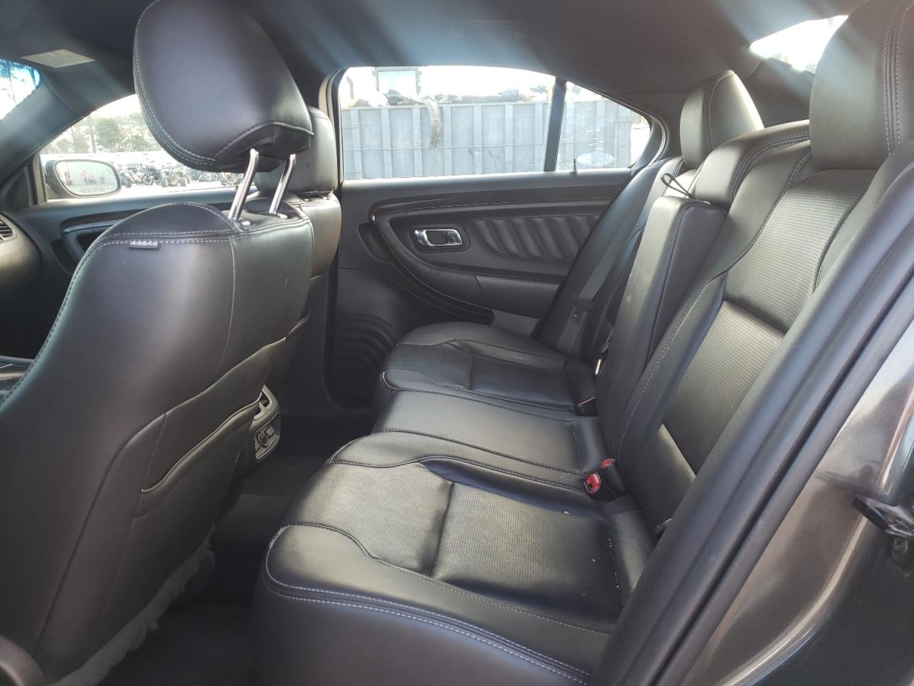 Photo 6 from auction – 2018 FORD TAURUS LIM with VIN 1FAHP2F84JG103248
