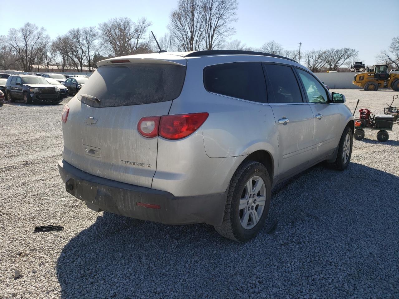 Photo 4 from auction – 2012 CHEVROLET TRAVERSE L with VIN 1GNKRJED7CJ129357